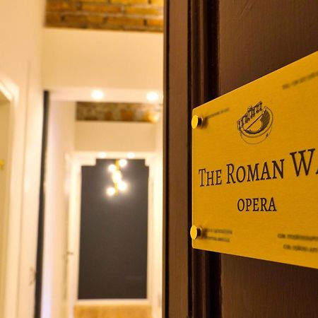 The Roman Way Opera Luaran gambar